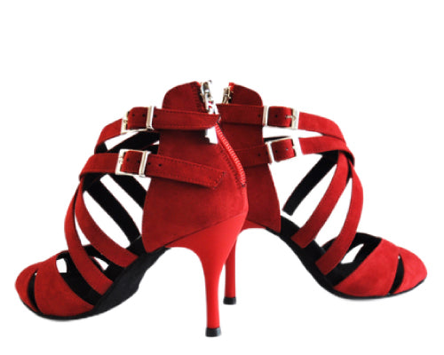 Die 753 Tanzschuhe von Alvares Dance Shoes in Rot Wildleder verfügen über silberne Schnallen, einen Reißverschluss hinten und eine bequeme Wildledersohle.
